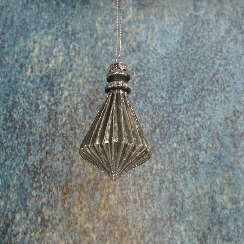 silberfarbener Weihnachtszapfen Zuria (12cm)
