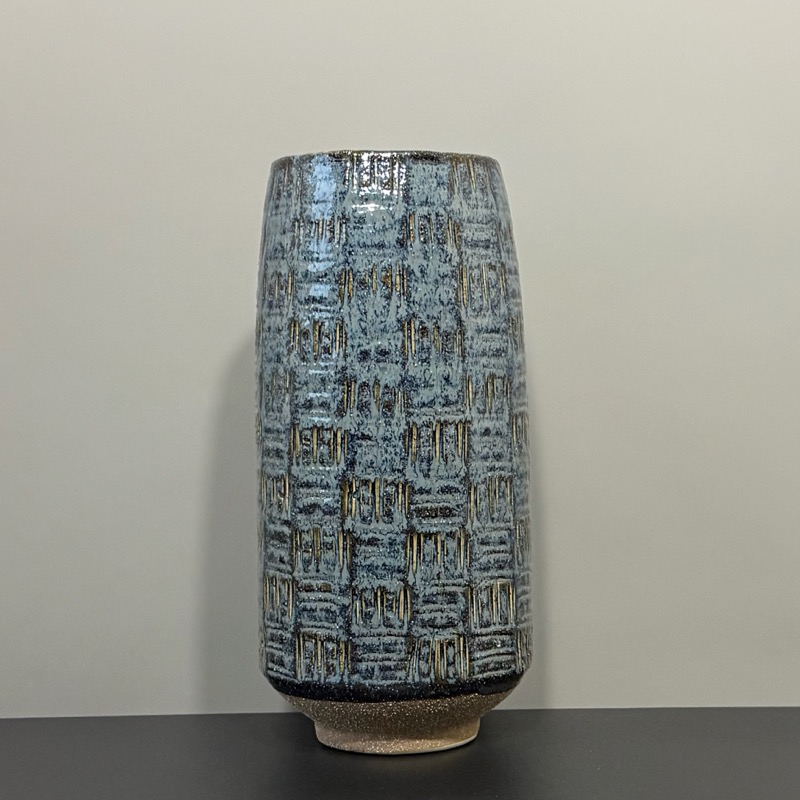 elegante blaue Keramikvase