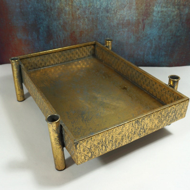 eckiger, goldfarbener Kerzenhalter (41,5cm)