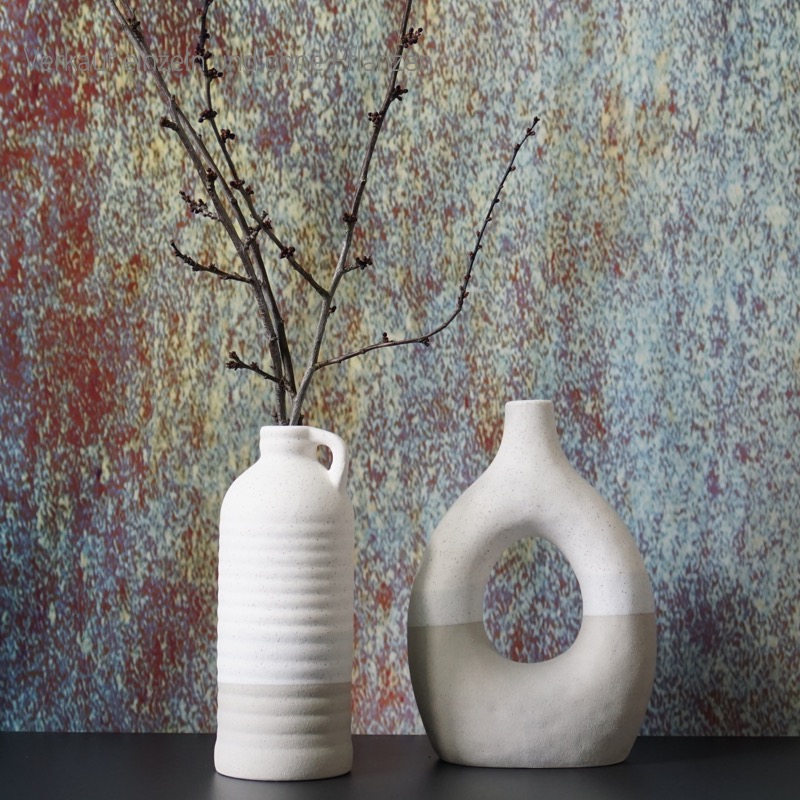 Vase aus Porzellan (bauchig, 19cm)