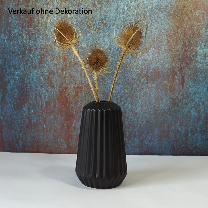 schwarze Vase (gerillt, 15cm)
