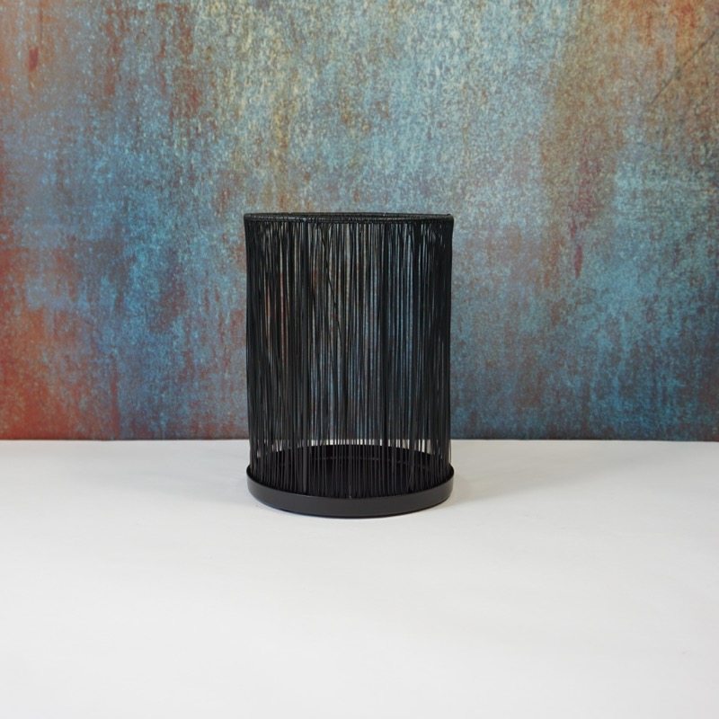 schwarzes Metalldrahtwindlicht (L)